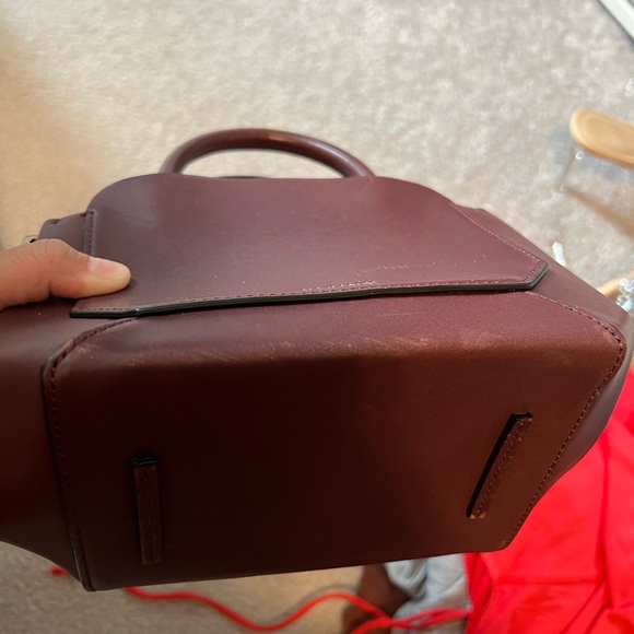 Small burgundy’ auxiliary purse - Picture 2 of 2